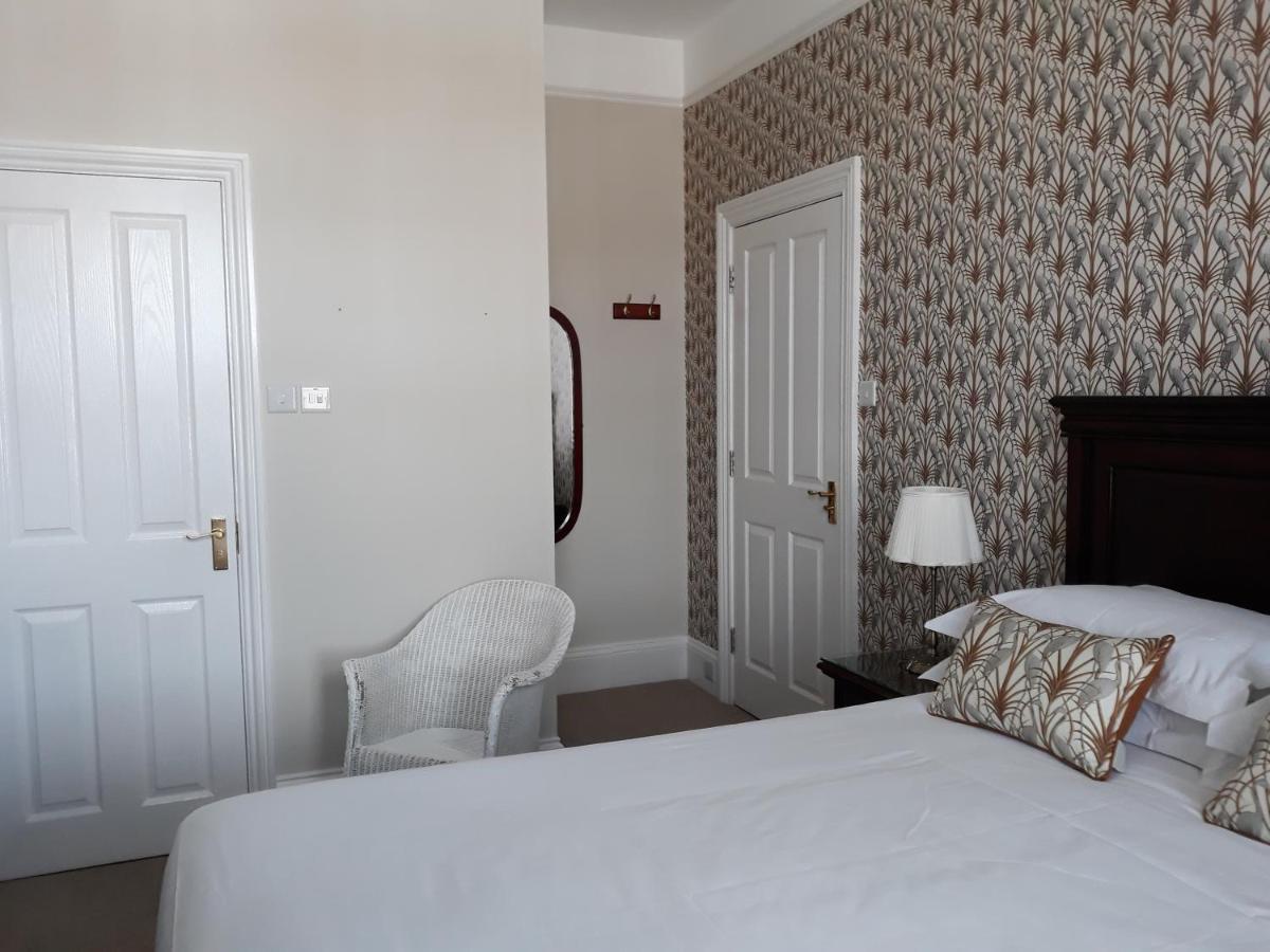 Breakers Bed And Breakfast Eastbourne Ngoại thất bức ảnh