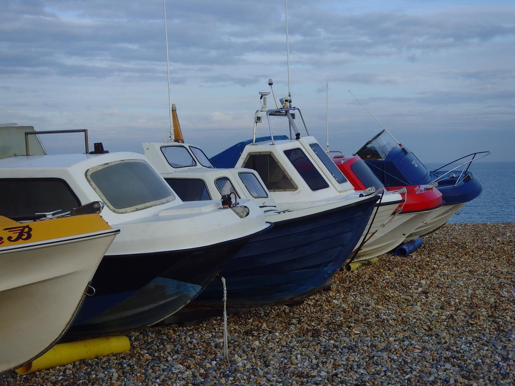 Breakers Bed And Breakfast Eastbourne Ngoại thất bức ảnh