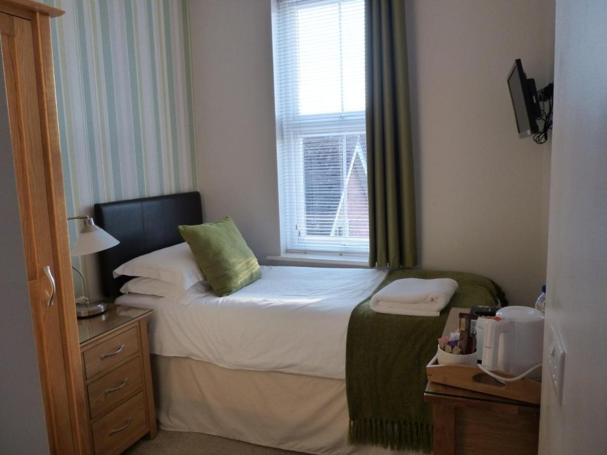 Breakers Bed And Breakfast Eastbourne Ngoại thất bức ảnh